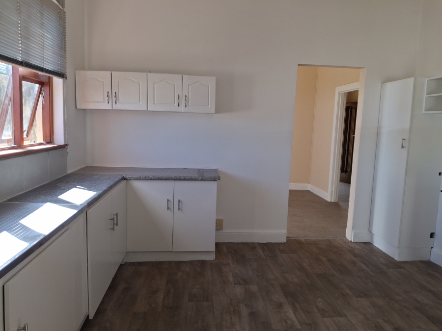 To Let 1 Bedroom Property for Rent in Cambridge Eastern Cape